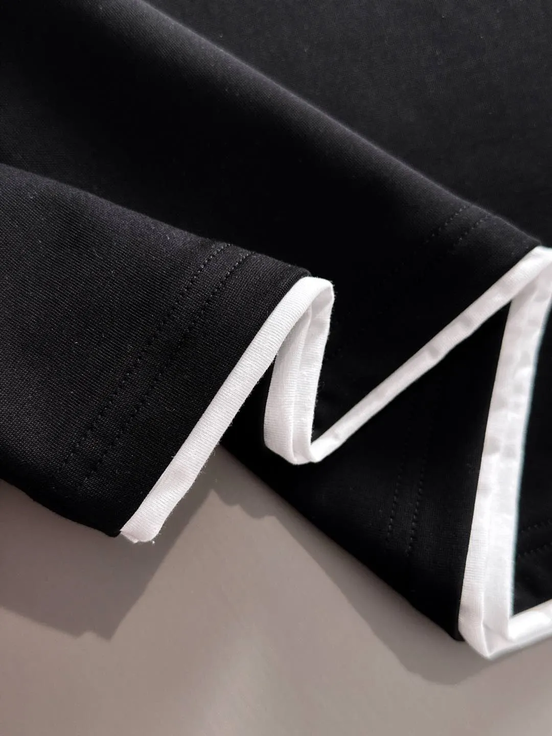 Quality 26ss New Arrival T ， ， T ， ， ！ 。 Size：M 4XL